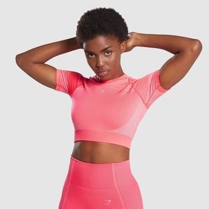 Gymshark Ultra Seemless Crop Top Pink